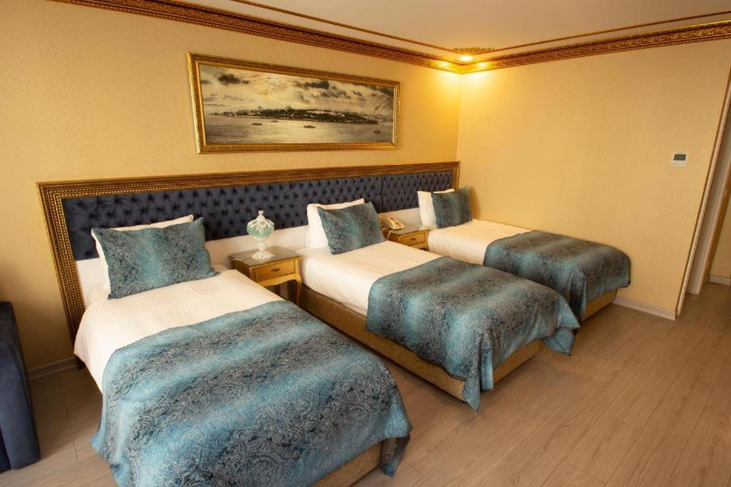 فندق فوسفورين اسطنبول المظهر الخارجي الصورة A room at the hotel