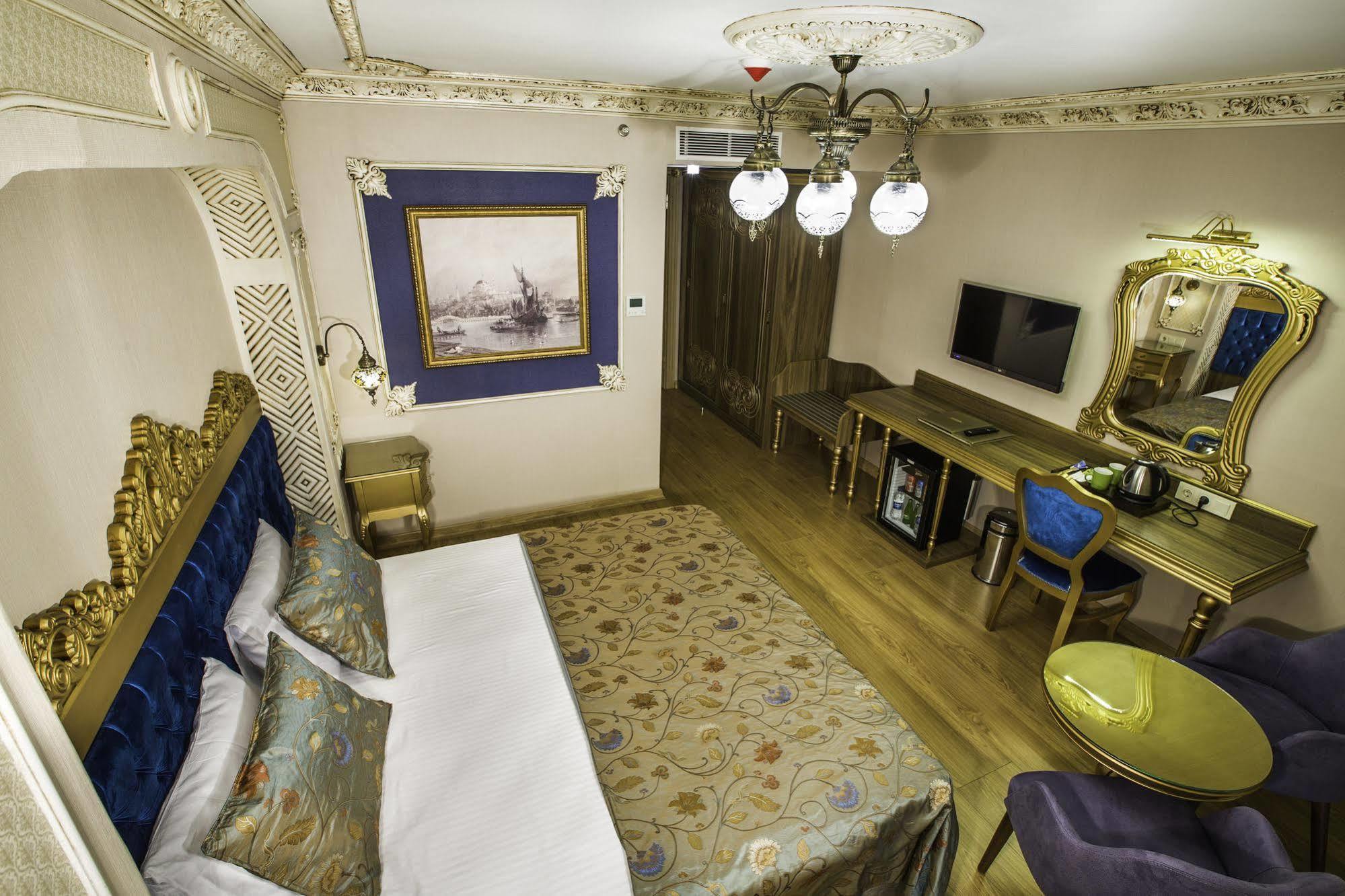 فندق فوسفورين اسطنبول المظهر الخارجي الصورة A room at the hotel